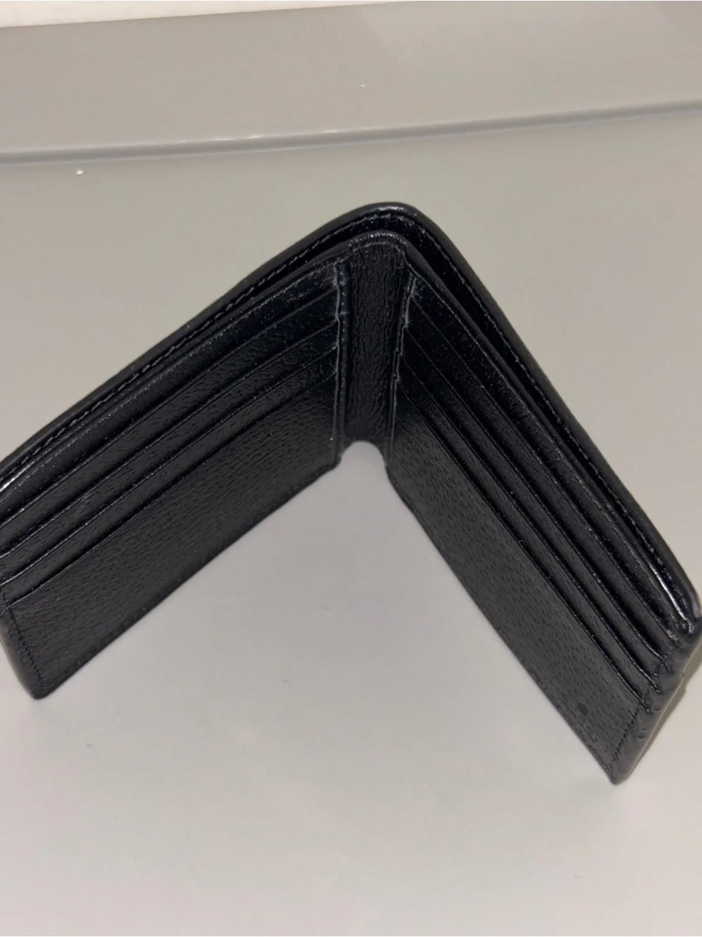 Gucci Black and Beige GG Supreme Leather Card Holder